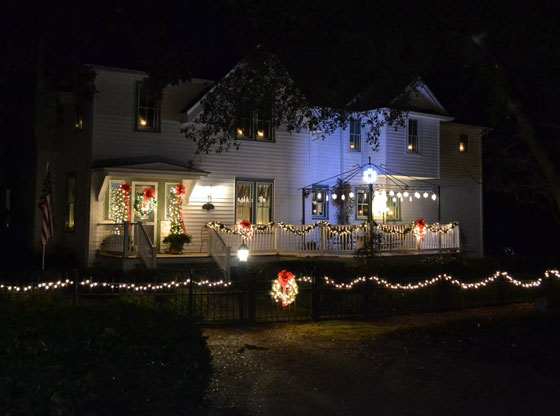 Winners Announced in Village's Christmas Decorating Contest - Sandhills ...
