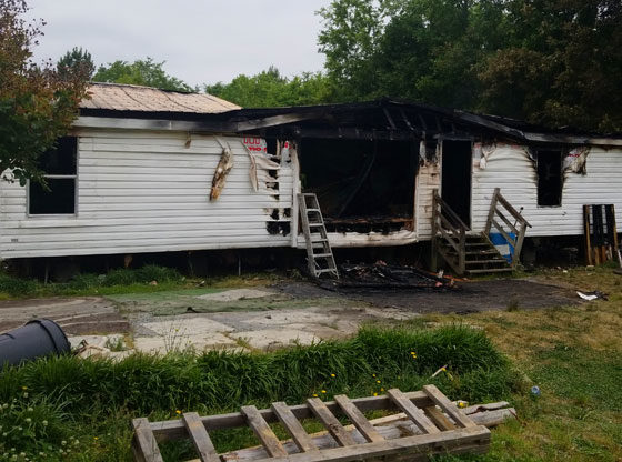 fire destroys mobile home