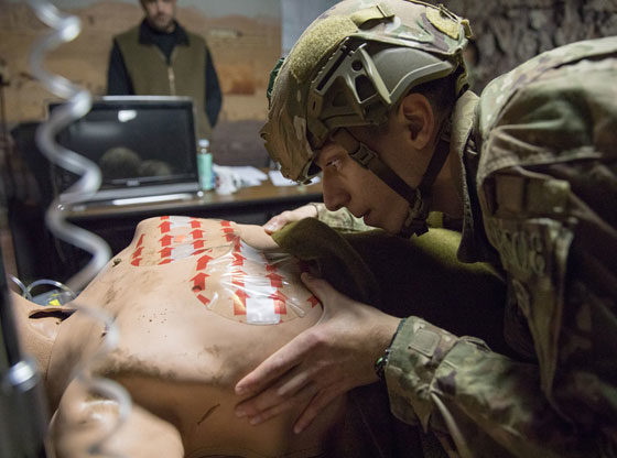Paratroopers compete in a best medic competition