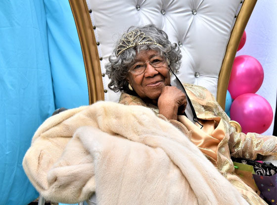 Southern Pines woman celebrates 101th birthday with a parade