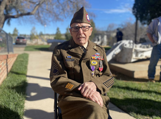 World War II veteran receives medals 77 years after heroism
