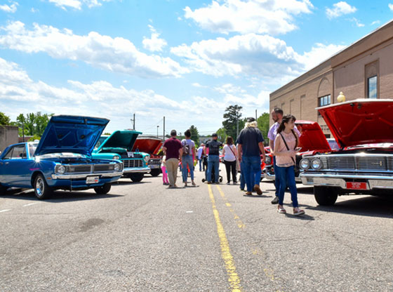 Large crowd supports Annual Carthage Buggy Festival