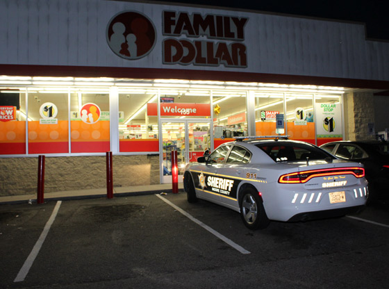 Pinebluff Family Dollar robbed at gunpoint