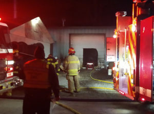 Quick response by fire departments saves Robbins business