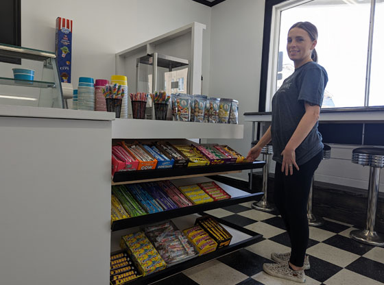 Set your sweet tooth: Wishflower Lane opens 