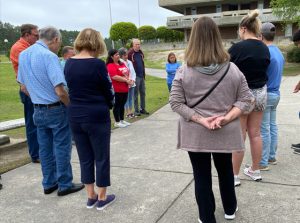 Community gathers for prayer vigil after Pinecrest stabbing