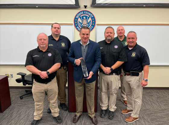 Hudson visits Moore 911 facility, receives Leadership Legislative Services Award