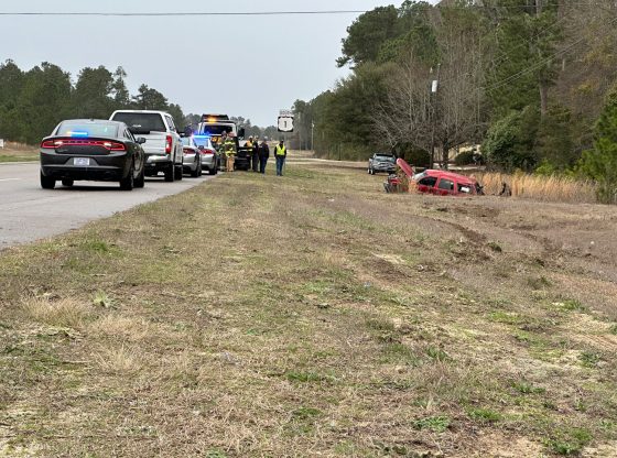 One person killed in crash at county line
