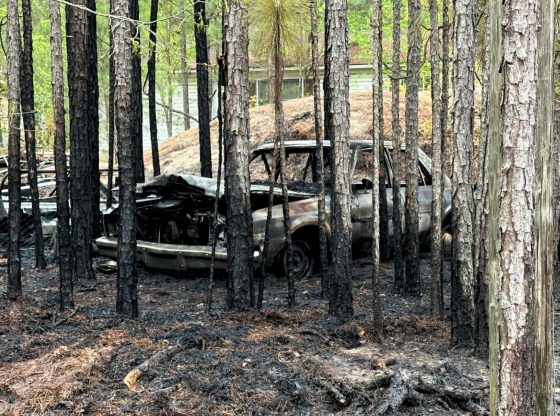 Outside fire spreads, engulfs abandoned car