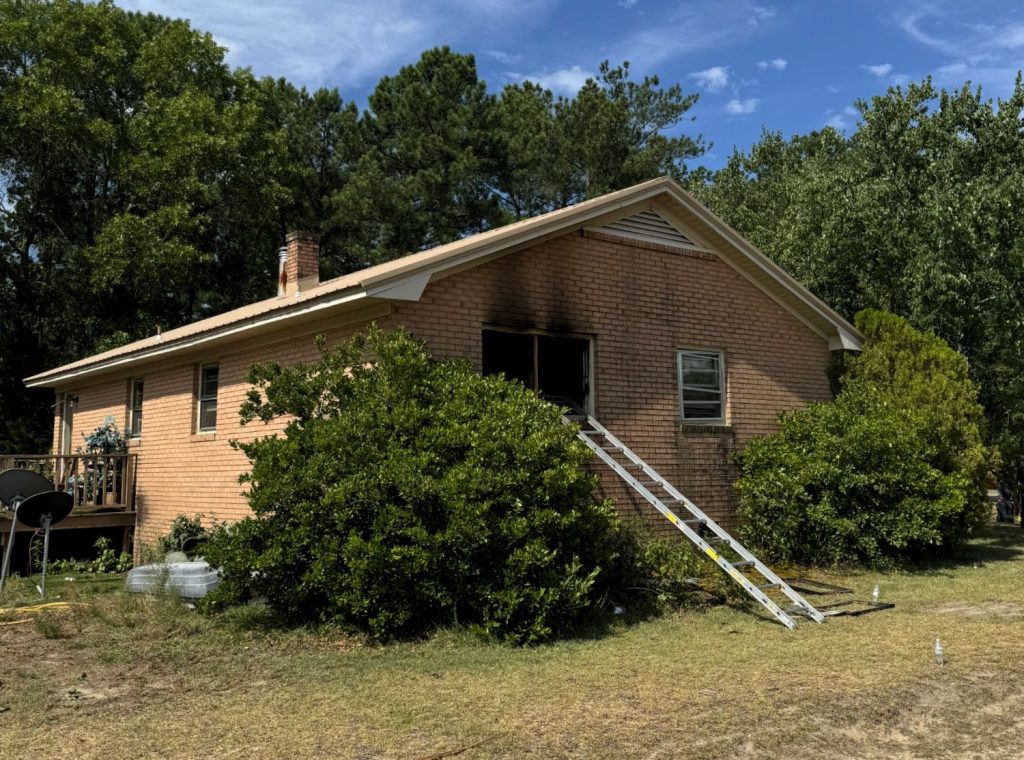 Dog dies in West End house fire - Sandhills Sentinel