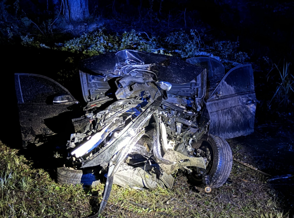 Two airlifted after Lobelia Road crash - Sandhills Sentinel