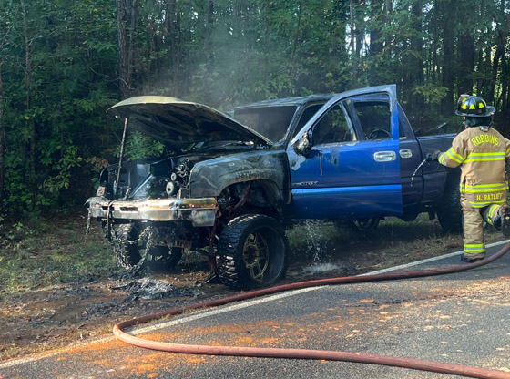 Pickup truck catches fire 