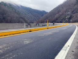 I-40 to reopen under unusual conditions in gorge
