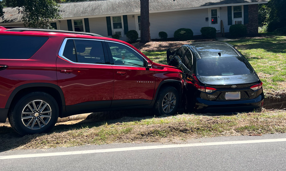Aberdeen T-bone wreck ends in culvert