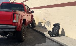 Truck strikes Going, Going, Gone! store in Aberdeen collision