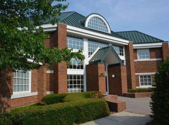 Southern Pines to buy First Bank building for new Town Hall