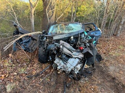 Mail truck and SUV collide in Carthage