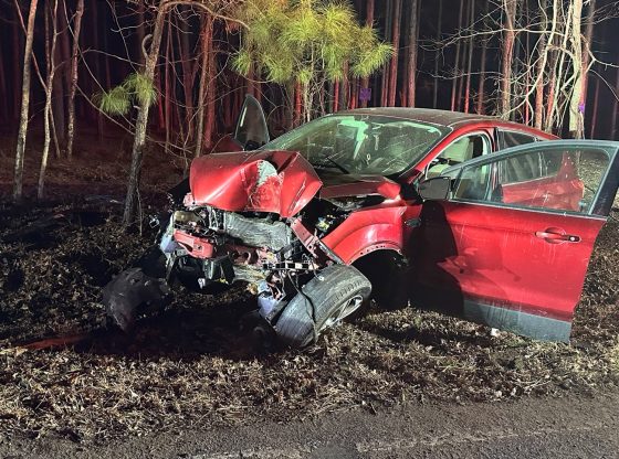 Pregnant mother, baby escape serious injuries in crash
