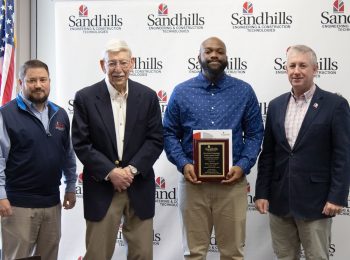 Two SCC technology students honored with $1,000 awards