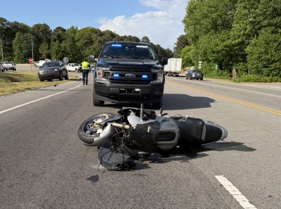 One in custody after Carthage motorcycle chase, crash