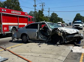 One airlifted after fleeing car causes crash