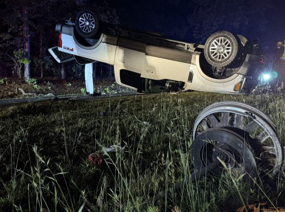 Driver in custody after rollover crash in Carthage