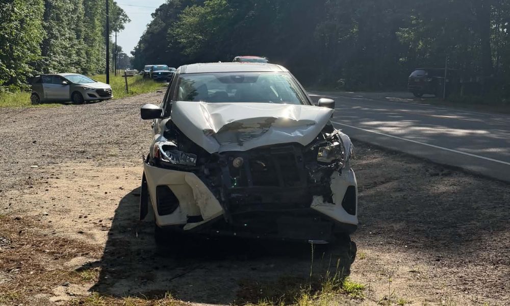 Carthage traffic slows after three-car pile-up