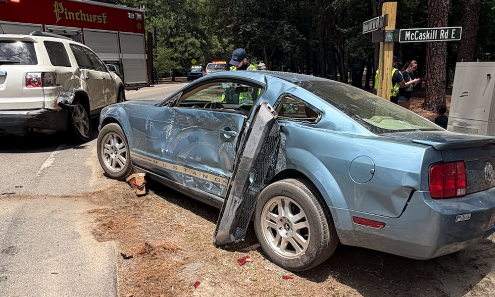 Four-vehicle wreck occurs at five-way intersection Pinehurst