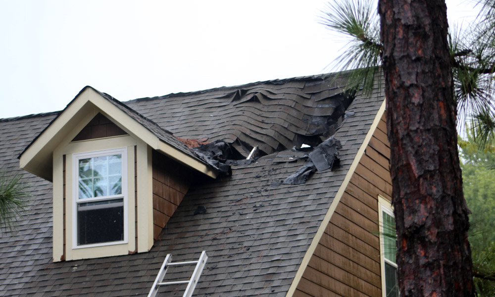 Lightning strike likely cause of house fire Sunday