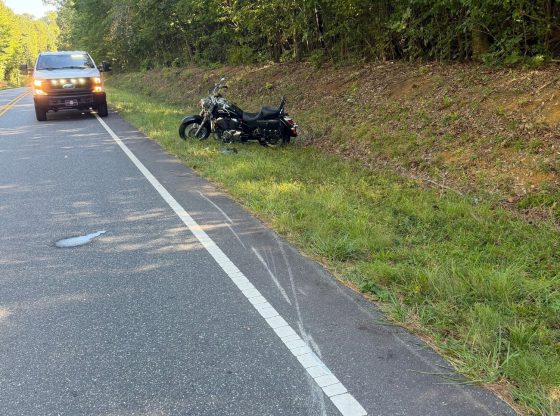 Motorcyclist avoids serious injury after brakes lock in Robbins